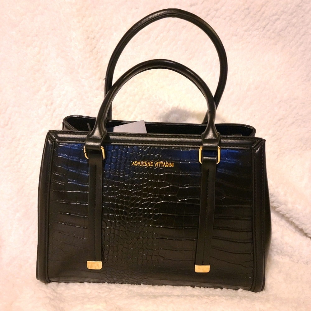 ADRIENNE VITTADINI black purse NWT